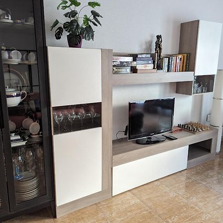 Vivienda Compartida Con Ambiente Familiar Lägenhet Sesena Exteriör bild